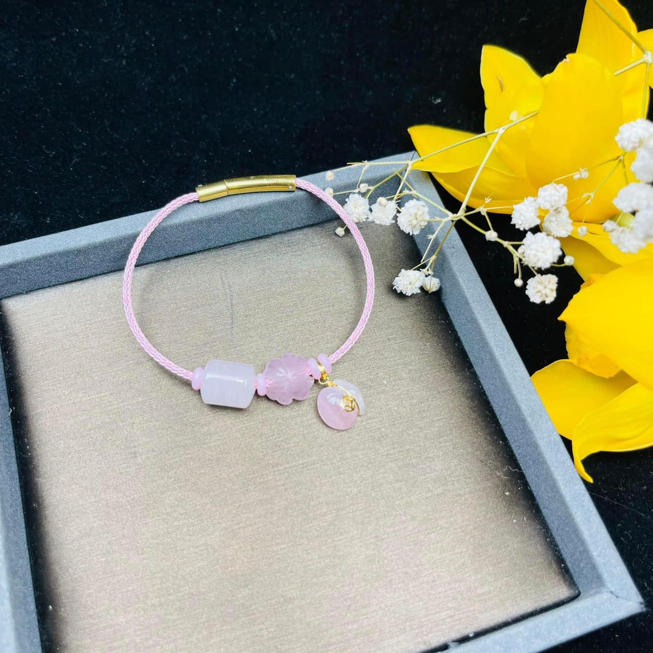 vòng tay đồng điếu đá thạch anh hồng mix lu và cỏ 4 lá may mắn